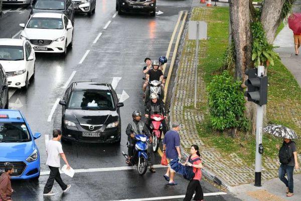 Hospital: 42% of injured bikers in Singapore are Malaysians